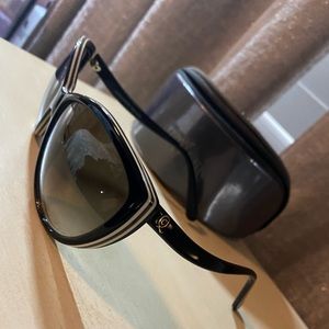 Alexander McQueen sunglasses lightly worn excellent condition with case